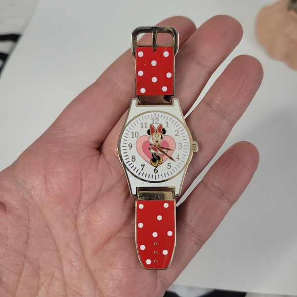 Disney red Mini Mouse watch brooch - Picture 1 of 4
